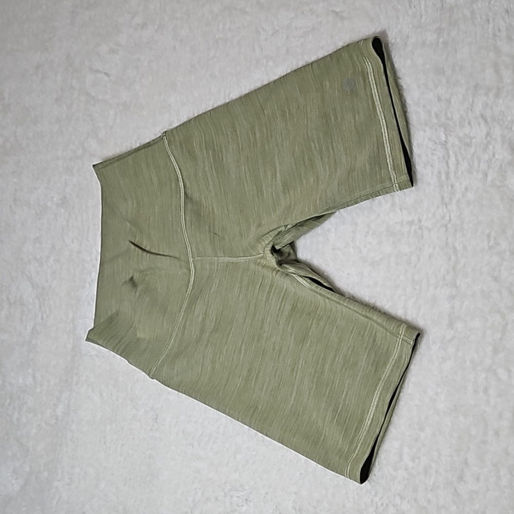 Glowmode FeatherFit Crossover High Waisted Stretchy Athletic Biker Shorts S